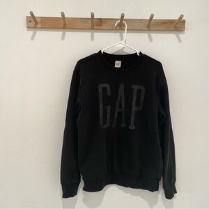 Gap Black Crewneck Sweatshirt